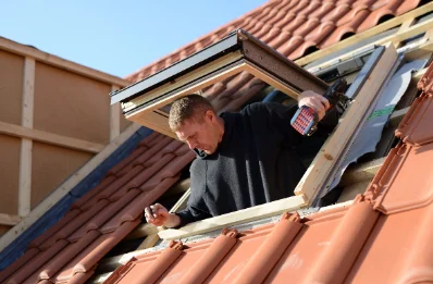Pose de fenêtres de toit Velux à Saint-Divy